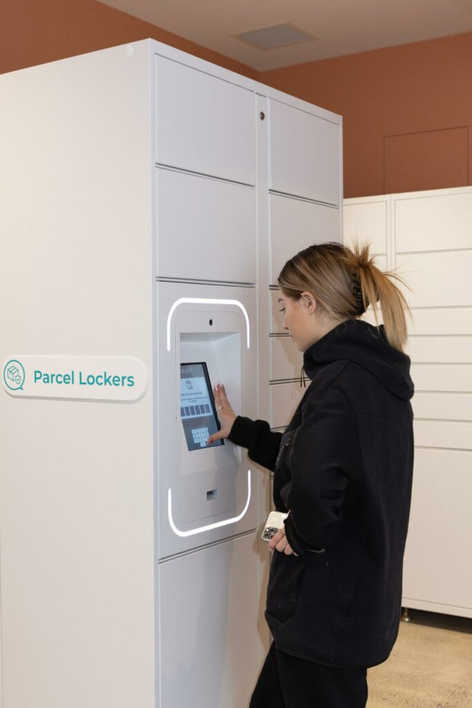 Y-Suites-on-ABeckett-digital-parcel-locker