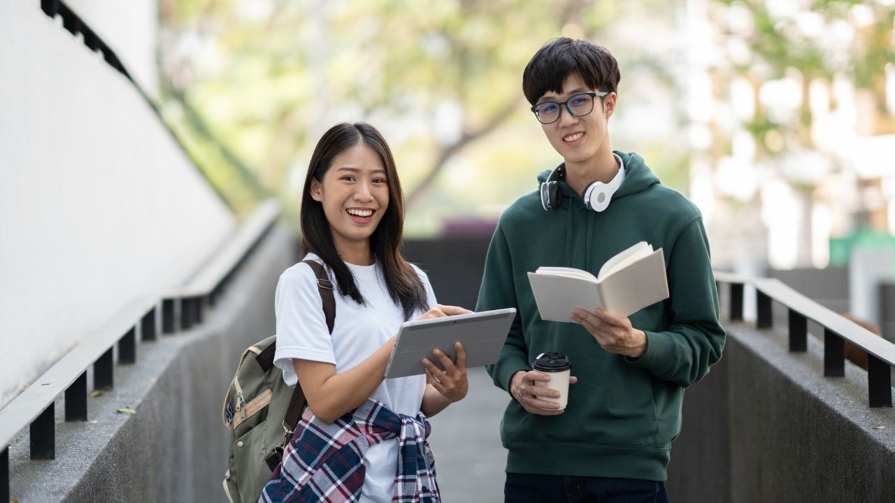 How to Be Safe in College as a Student: 8 Safety Tips for Uni Students
