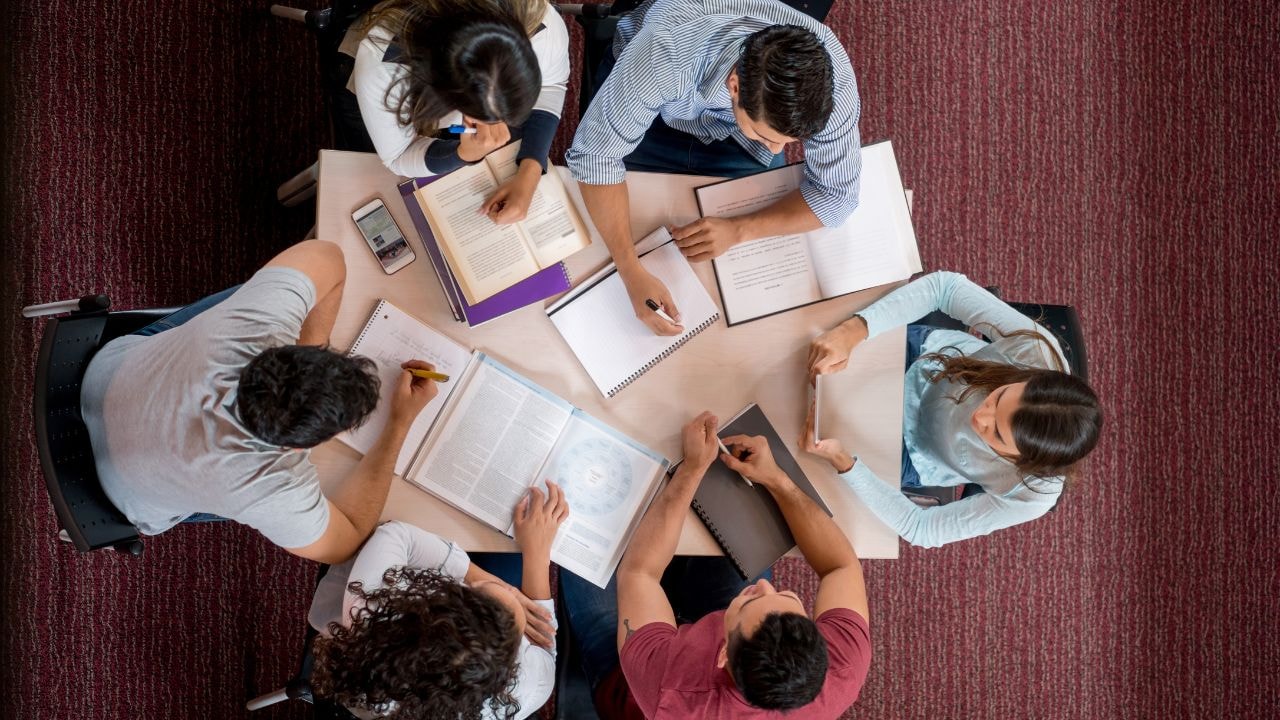 How to Manage Time for Study and Work (Without Pulling All-Nighters)